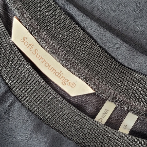 Soft Surroundings Jennifer Tunic Black Sheer Hi-Low Shell over Jersey - Size S - Picture 10 of 11